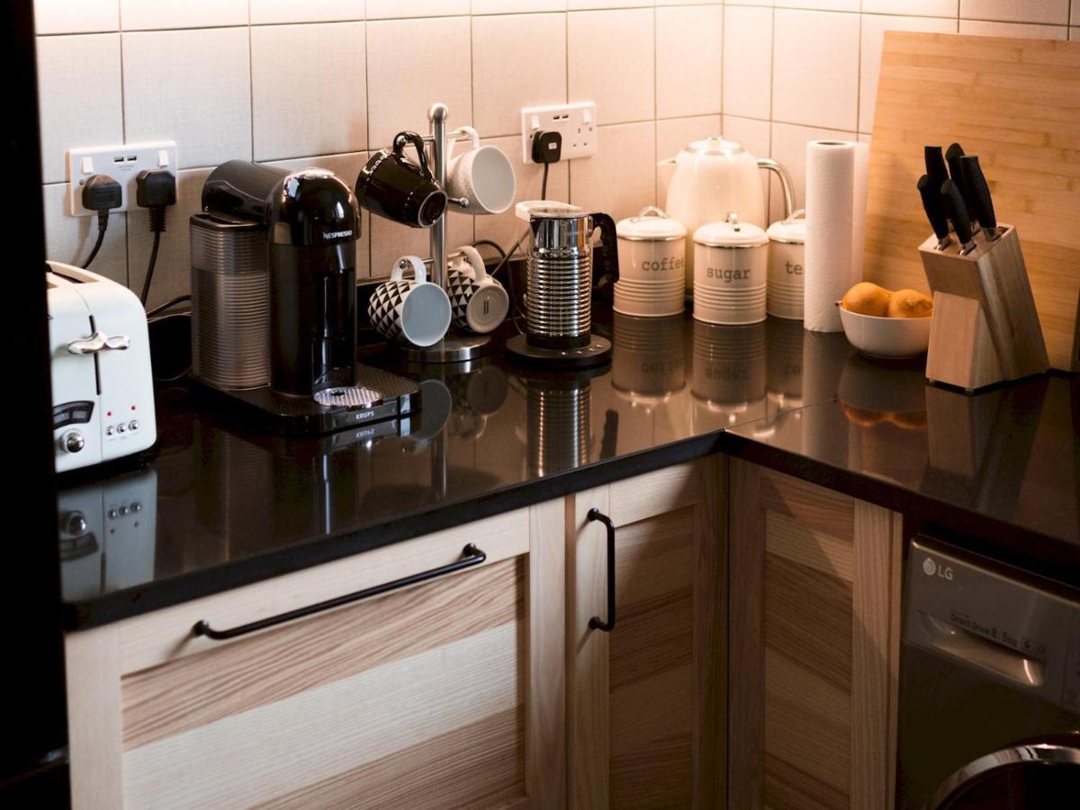 Pass The Keys Cozy Two Bed Flat Near Glasgow Airport & פאיסליי מראה חיצוני תמונה