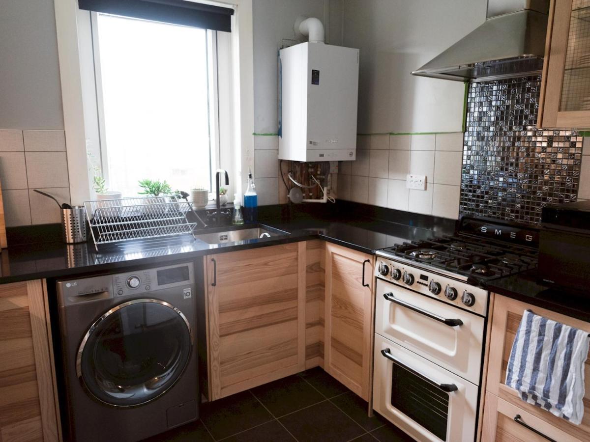 Pass The Keys Cozy Two Bed Flat Near Glasgow Airport & פאיסליי מראה חיצוני תמונה