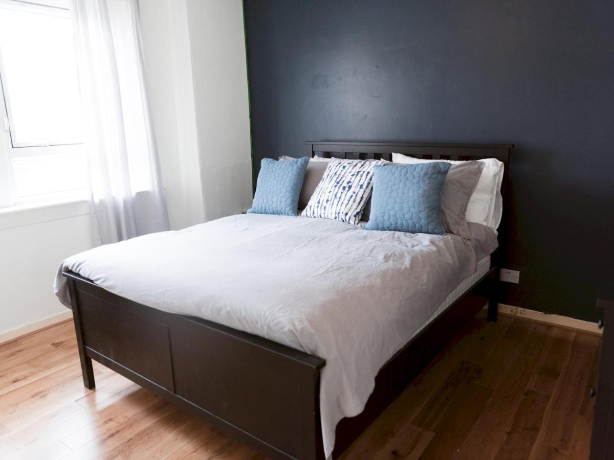 Pass The Keys Cozy Two Bed Flat Near Glasgow Airport & פאיסליי מראה חיצוני תמונה